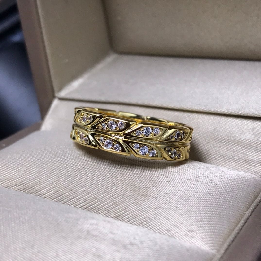 18K Yellow Gold Victoria Vine Ring